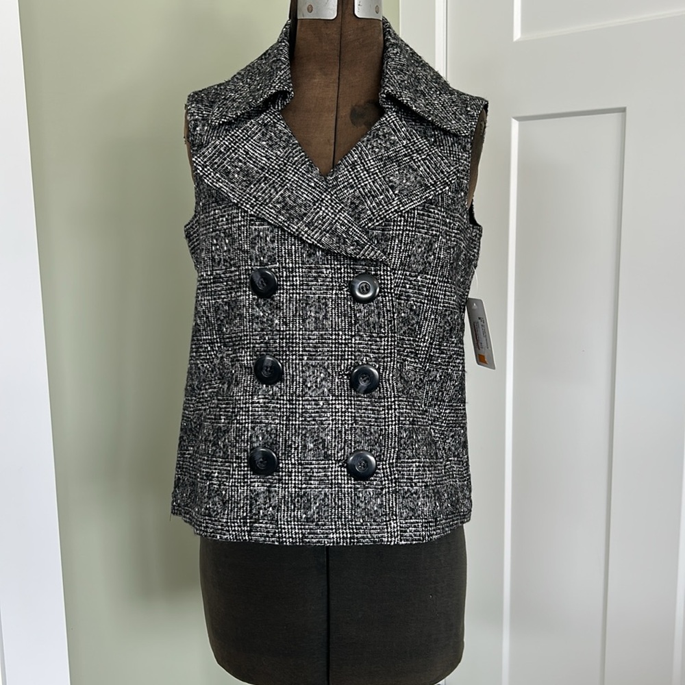 Women's Black Tweed Vest by 600 West size sm tweed sleeveless plaid black & wht